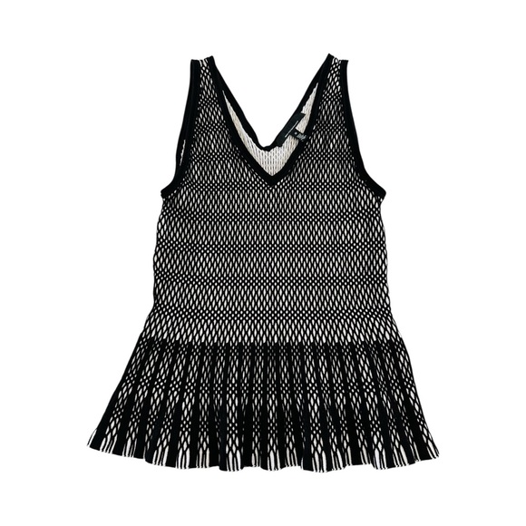 White House Black Market Black & White Sweater V Neck Tank size Medium - Picture 2 of 10